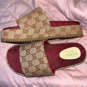 Gucci slides